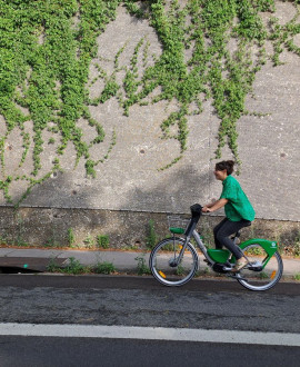 Plus puissant et plus pratique, un nouveau Vélo'v électrique pour 2025