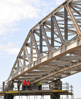 Villeurbanne, un pont unique pour le tram T9
