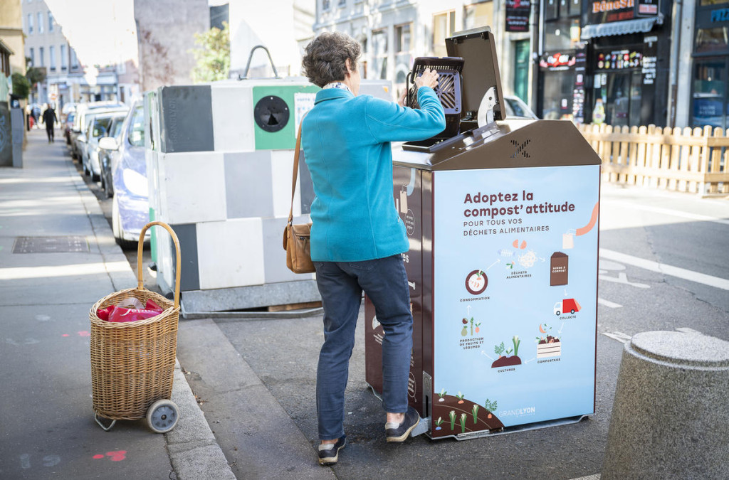 211 tonnes dans les bornes à compost : bravo aux habitants du 7e ! - MET