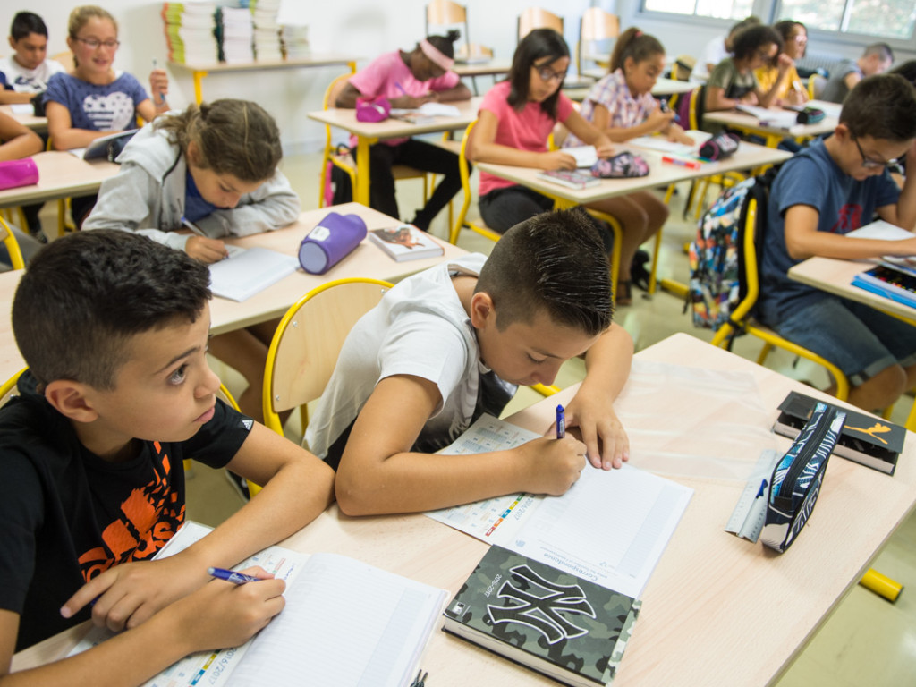 Rentrée des collèges : retour en classe