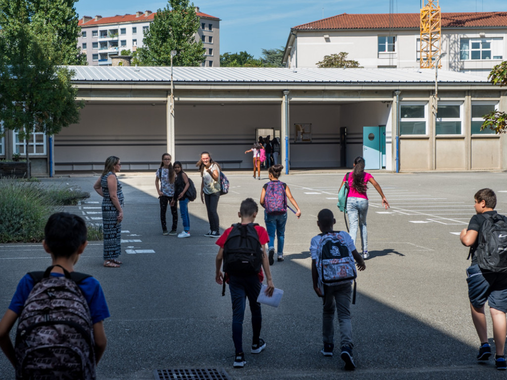 Rentrée des collèges : retour en classe