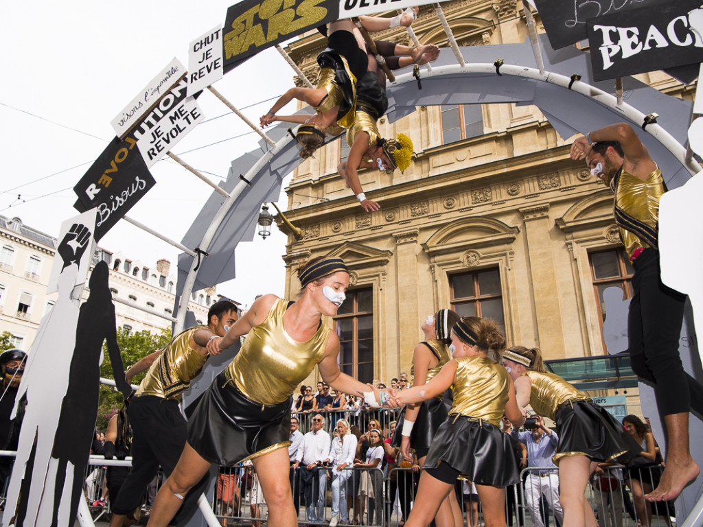 Défilé de la biennale de la danse 2018