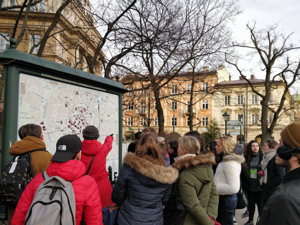 Auschwitz : un voyage-mémoire pour les collégiens de la Métropole