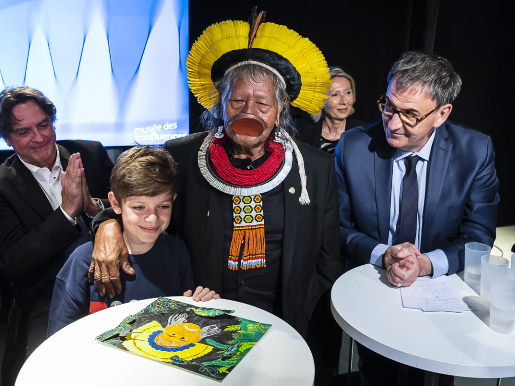 Le chef Raoni en visite dans la Métropole de Lyon