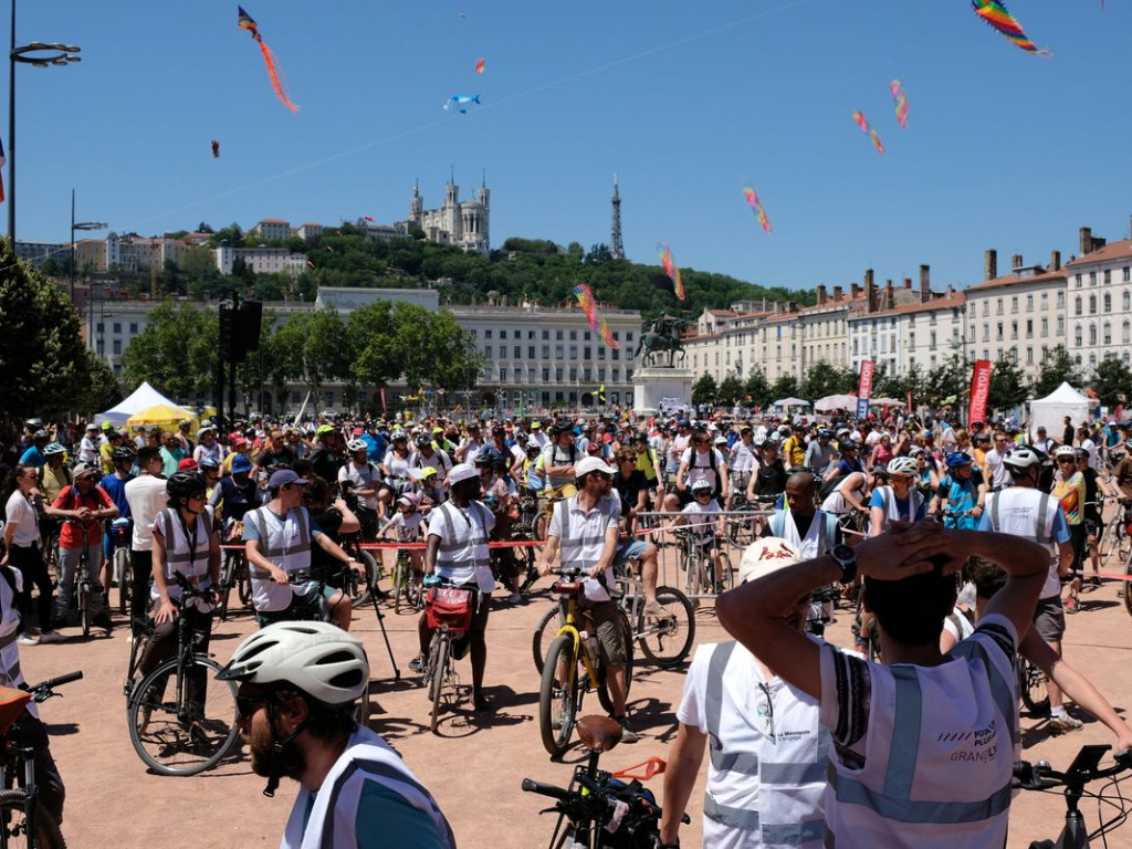 Plus de 2000 cyclistes dans le cortège de Convergence Vélo !