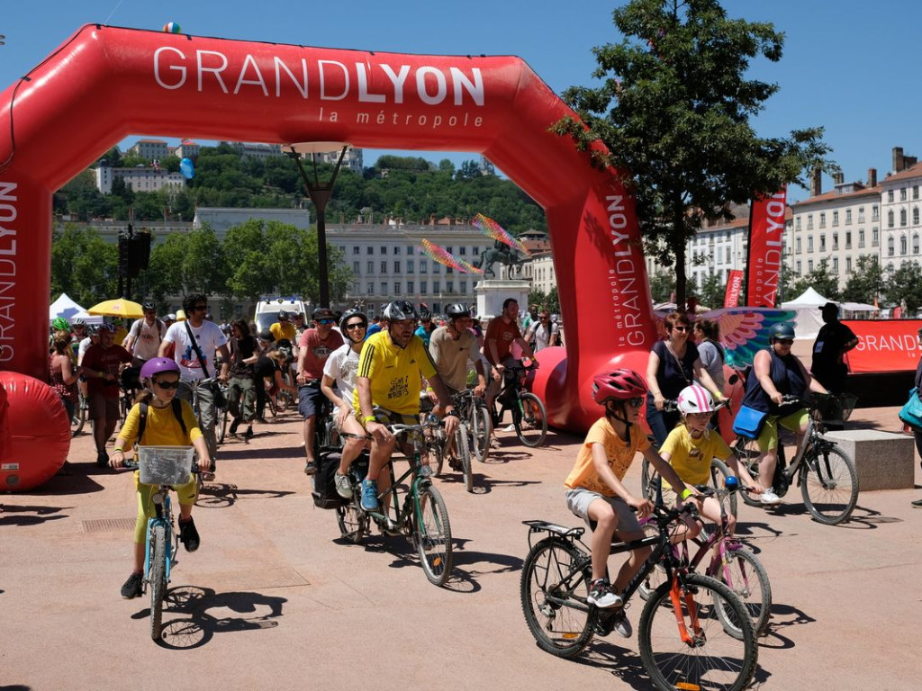 Plus de 2000 cyclistes dans le cortège de Convergence Vélo !