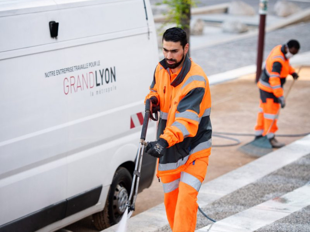 Berges du Rhône : les déchets ne disparaissent pas par magie