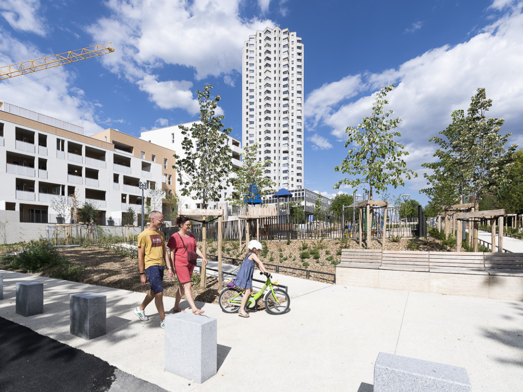 Jardin des belvédères : sortie en famille à la Duchère