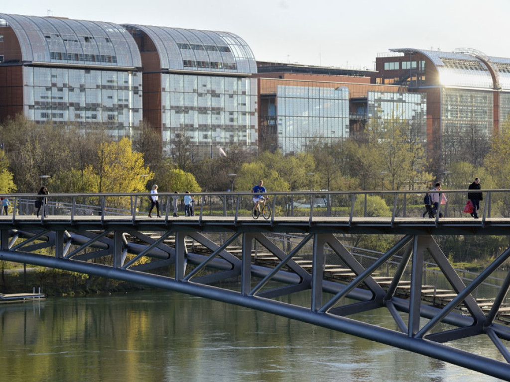 Passerelle de la Paix