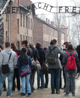 150 collégiens en voyage pédagogique à Auschwitz